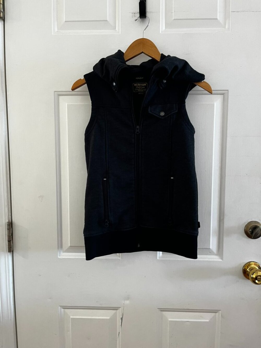 Burton Woman's Black Starr Skiing/Snowboarding Outdoor Winter Vest Sz XS